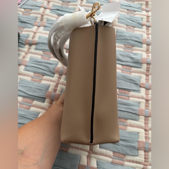 Coach Brown Leather Shoulder Bag - Picture 4 of 10